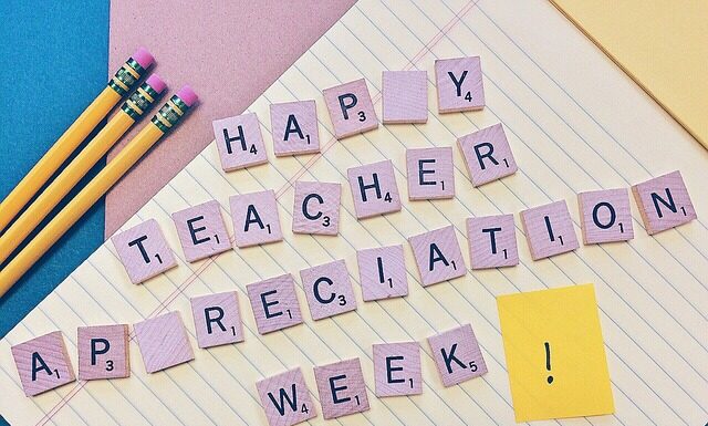 Czy każdy nauczyciel może być pedagogiem?